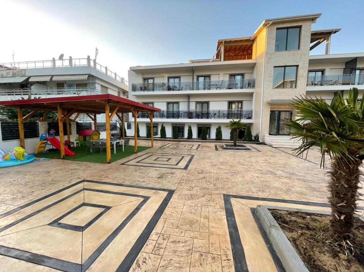Grand Agia Triada Buitenkant foto
